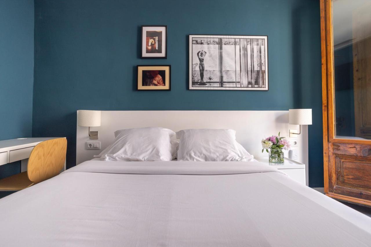 Hostal Sol Y K Barcelona Bagian luar foto
