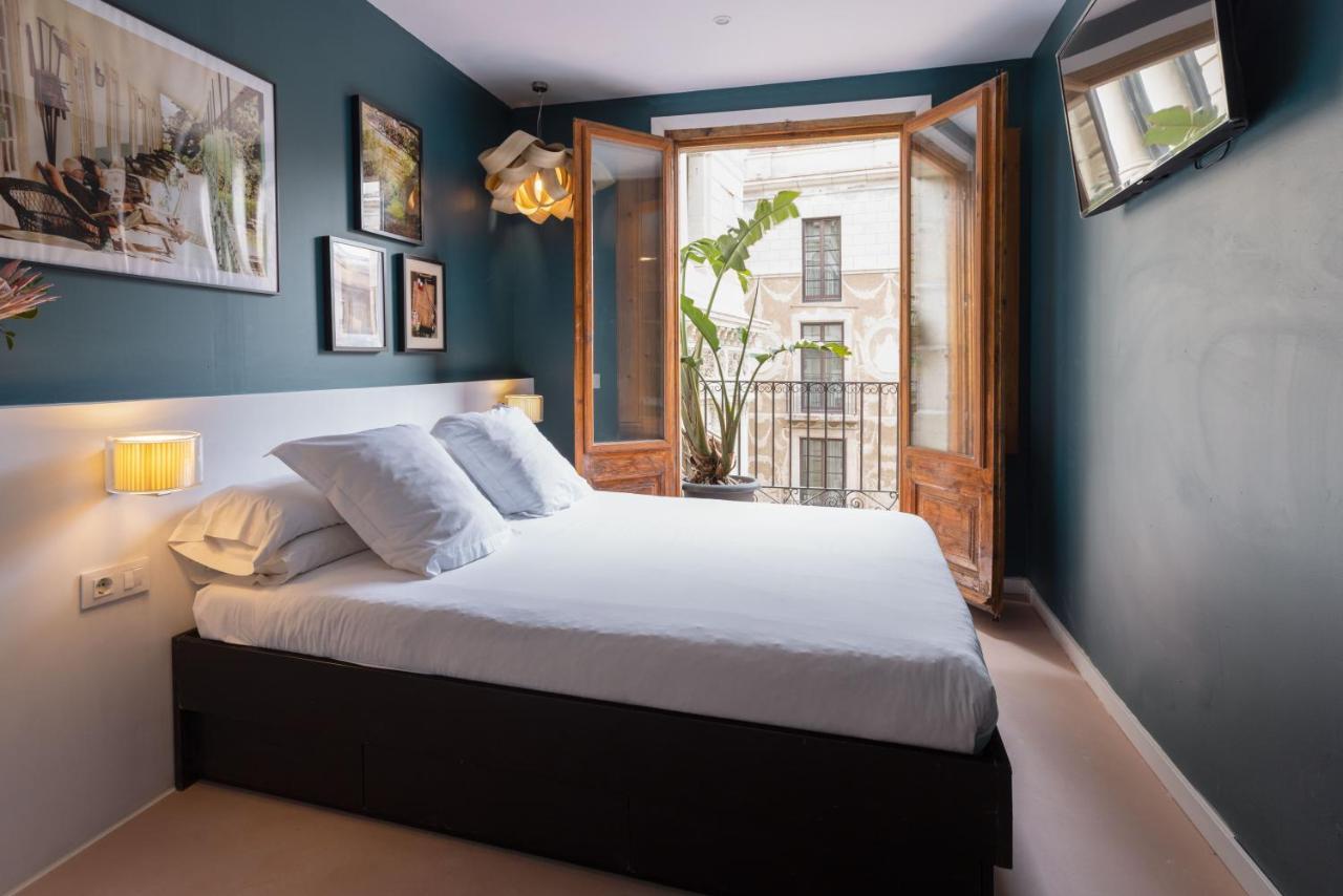 Hostal Sol Y K Barcelona Bagian luar foto