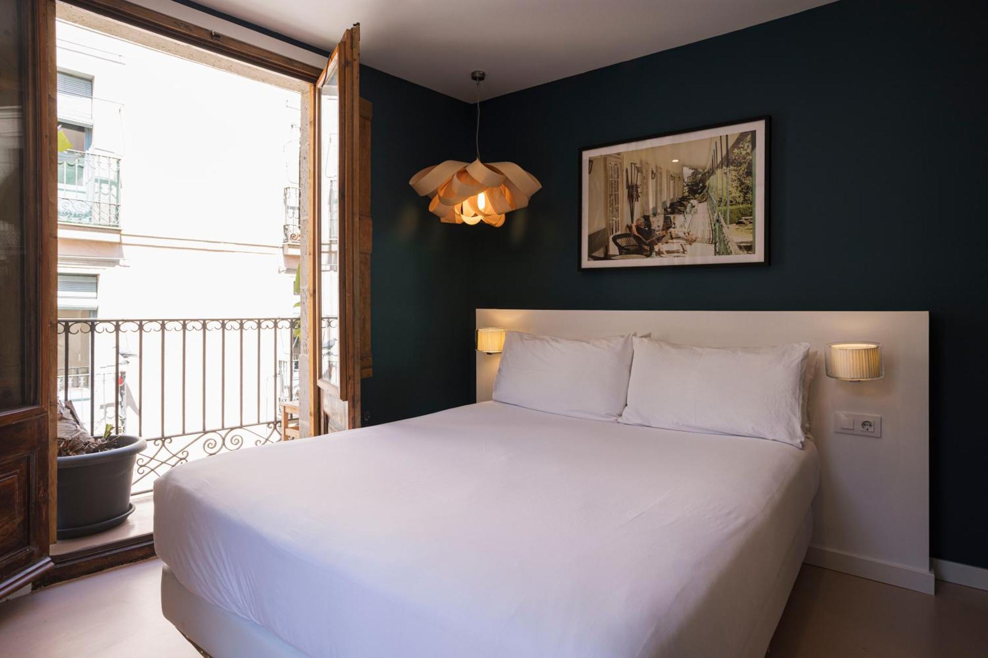 Hostal Sol Y K Barcelona Bagian luar foto