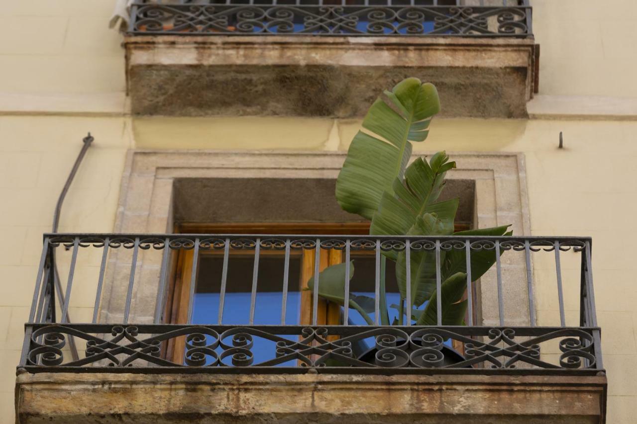 Hostal Sol Y K Barcelona Bagian luar foto